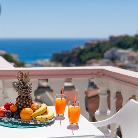 אולסינץ' Castello Apartments מראה חיצוני תמונה